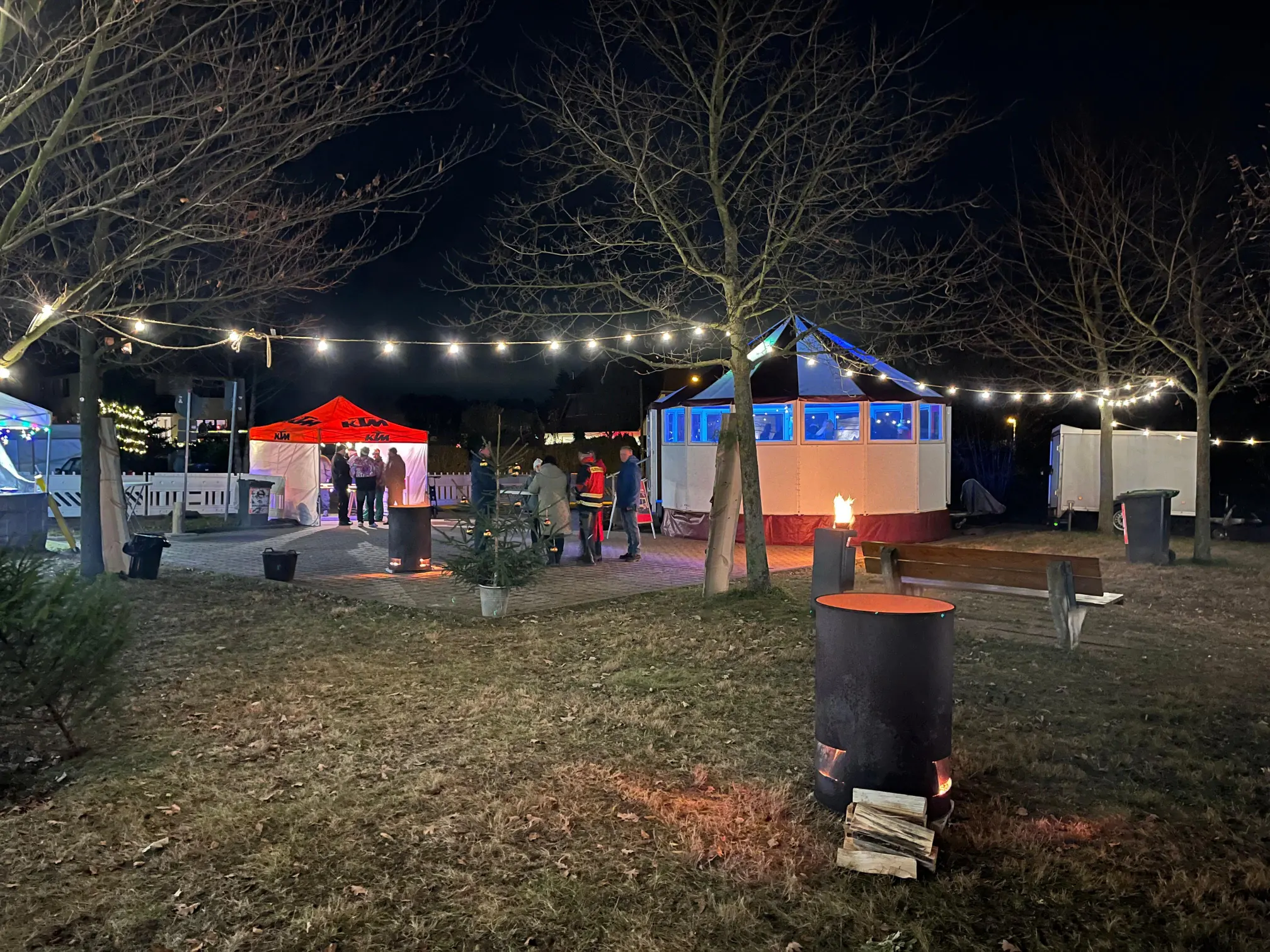 Blick auf das Après-Ski-Party-Gelände 2025 in Liegau